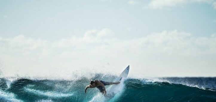 fare surf in Sardegna